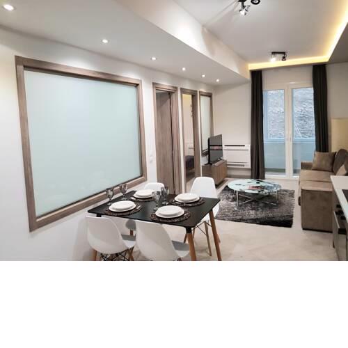 2 Bedroom Suite In The Center, The Luxury Suites