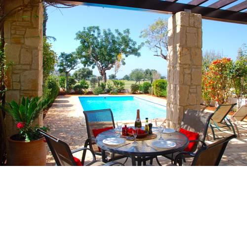2 bedroom Villa Destu with private pool and golf views, Aphrodite Hills Resort