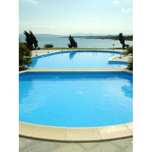 2 bedrooms appartement at Golfo Aranci 200 m away from the beach with sea view private pool and terrace