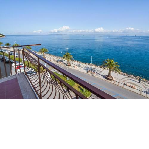 2 bedrooms appartement at Porto Santo Stefano 80 m away from the beach with sea view furnished balcony and wifi