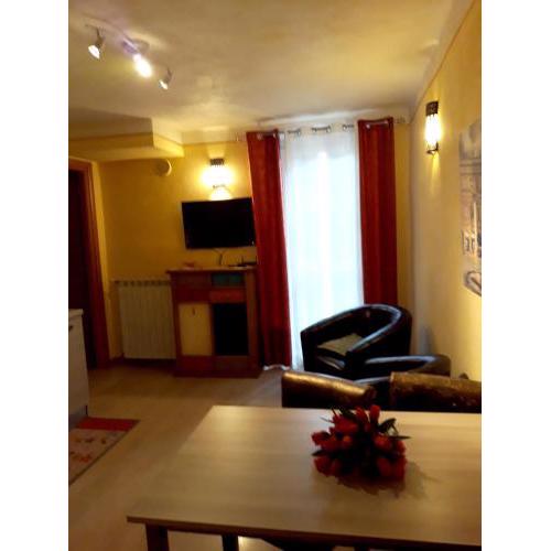 2 bedrooms appartement with city view terrace and wifi at Verona
