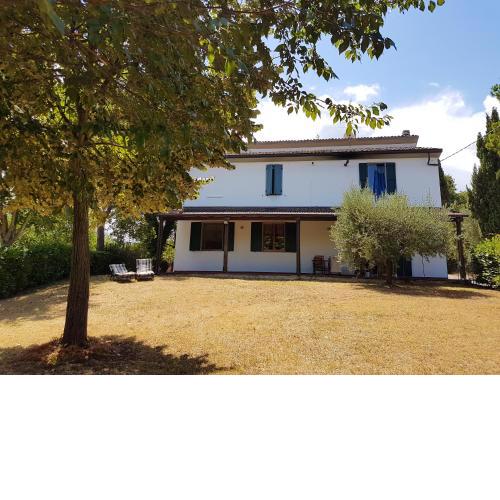 2 bedrooms appartement with enclosed garden and wifi at Apsella