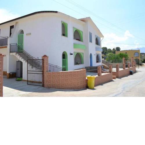 2 bedrooms appartement with furnished terrace and wifi at Balestrate 1 km away from the beach