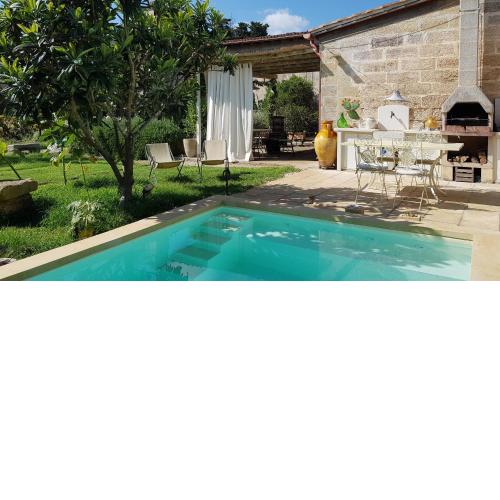 2 bedrooms appartement with shared pool enclosed garden and wifi at Minervino di Lecce 8 km away from the beach