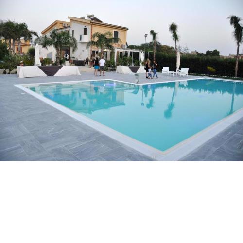2 bedrooms appartement with shared pool furnished terrace and wifi at Rilievo 5 km away from the beach
