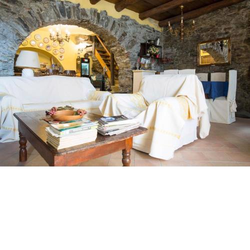 2 bedrooms house with city view balcony and wifi at Seui