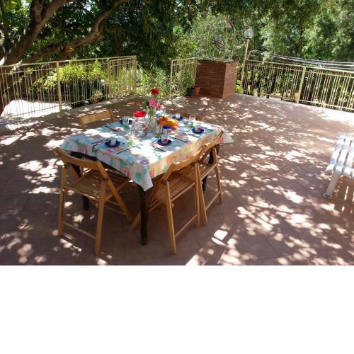2 bedrooms house with enclosed garden at Castellammare del Golfo 3 km away from the beach