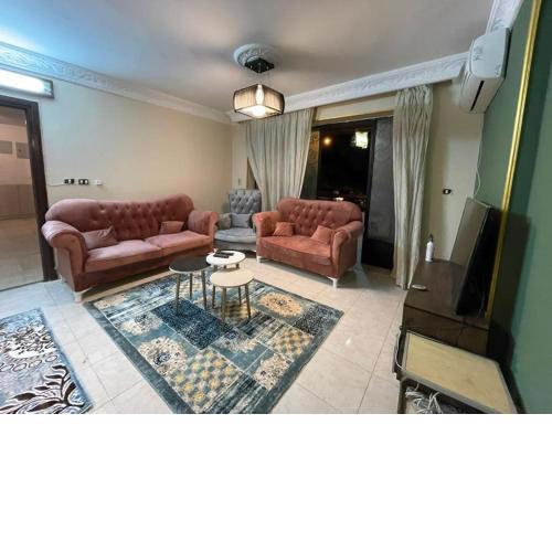 2 bedrooms with comfortable garden