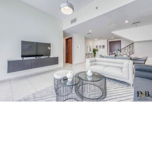 2 BR Loft Apartment in Royal Residences Sport City