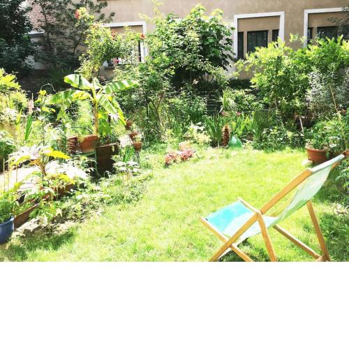 2 pièces de charme avec jardin à 12mn du centre de Paris
