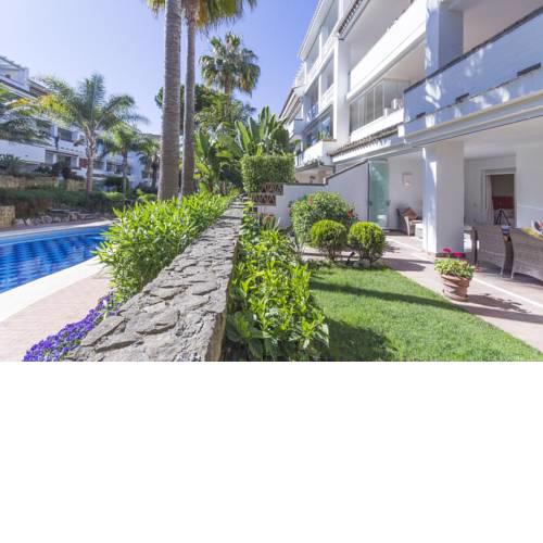 2018 Las Canas beach, first line beach, Marbella golden mile