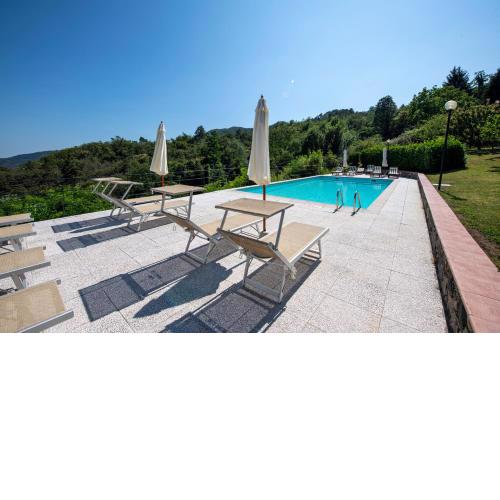 202-203 - Camere Residence The Cherry House con Giardino e Piscina