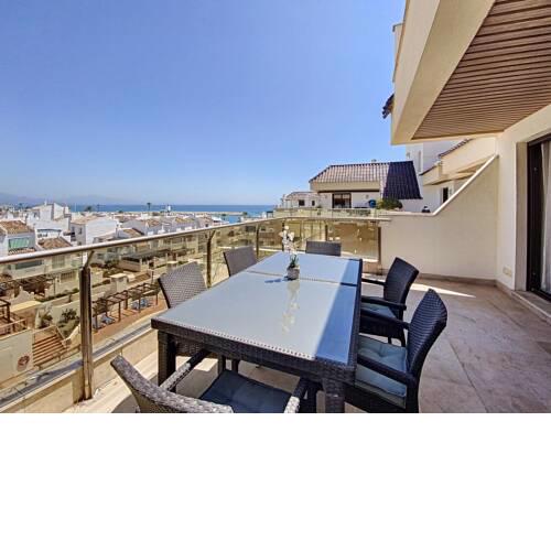 2129-Nice apt on the beach, Duquesa harbour view