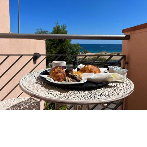 215 addaura luxury room