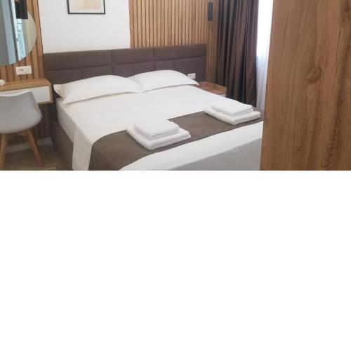 2A near Blloku area Apartment
