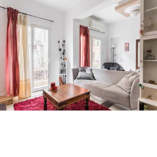 2BD- Perfect Location with square views