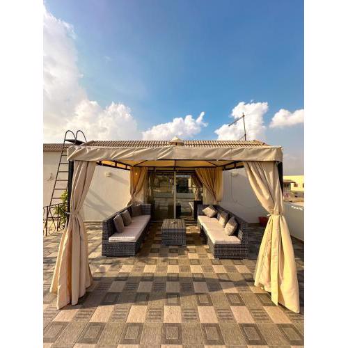 2BD Apartment in a rooftop with a private terrace