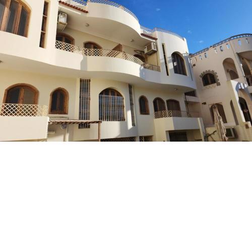 2BD Apt, Douplex, 2 floors, Villa Yanny, El Helal, Hurghada