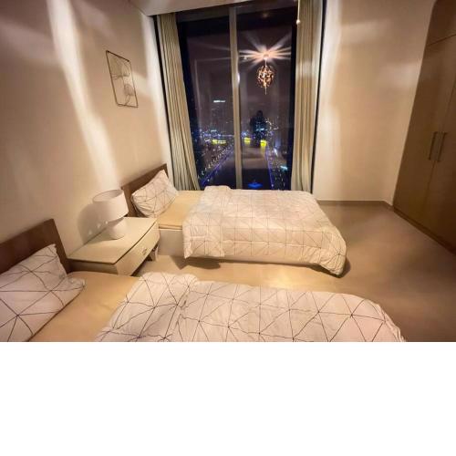 2BHK in marina, close to beach & ain dubai