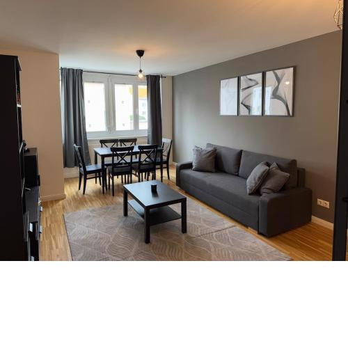 2BR, Danube, Central, U6 & S-Bahn - Axara Housing BRN 33