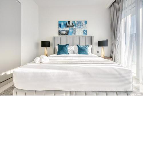 2BR in Sunrise Bay Tower 1 by PK Holidays