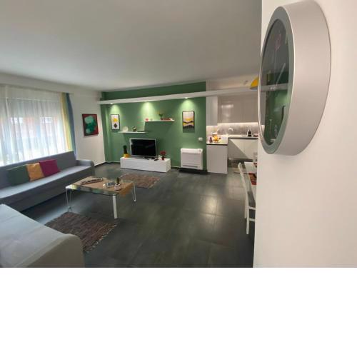 2BR Modern Spacious Apartment