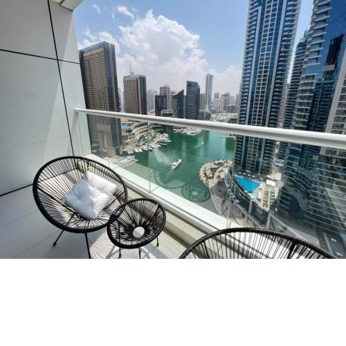 2BR with Amazing views! Near beach