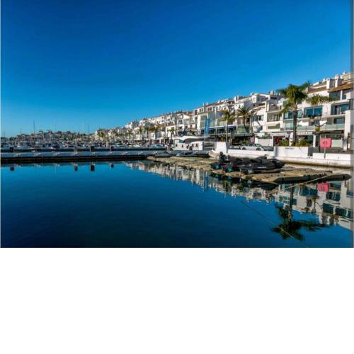 3 Bed Penthouse in the Heart of Puerto Banus & Pool
