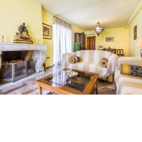 3 Bedroom apartment in Acropolis area