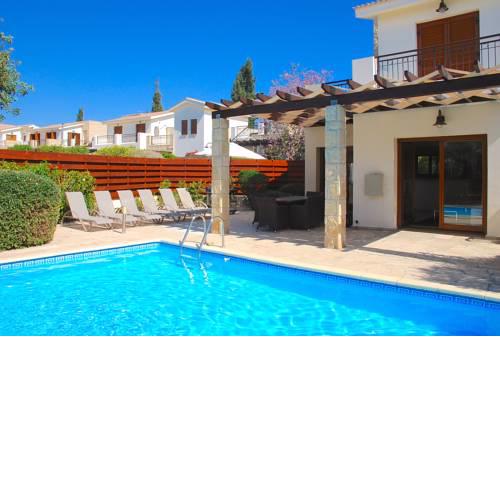 3 bedroom Villa Athina with private pool and golf views, Aphrodite Hills Resort