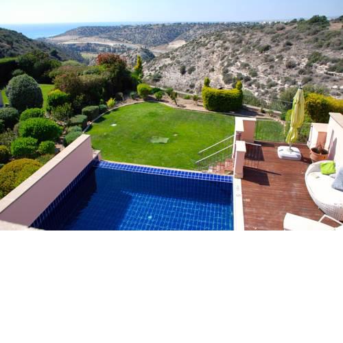 3 bedroom Villa Kallithea with private pool and sea view, Aphrodite Hills Resort