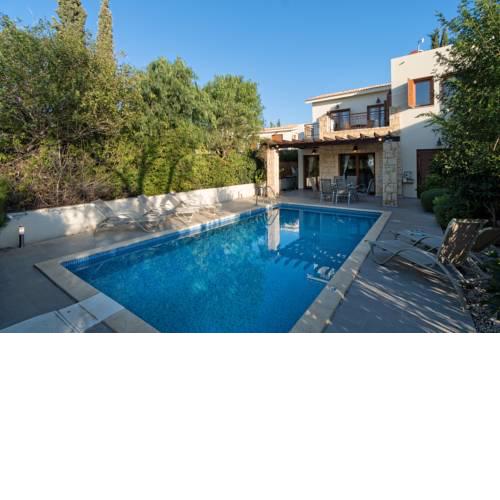 3 bedroom Villa Theo with private pool, Aphrodite Hills Resort
