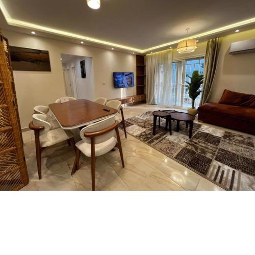 3 bedrooms Apartment - Madinty Compound