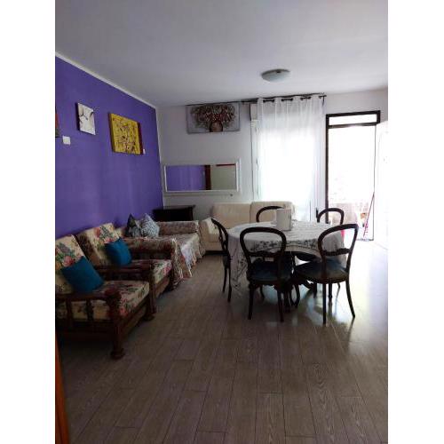 3 bedrooms appartement at Lido Adriano 50 m away from the beach with city view and terrace