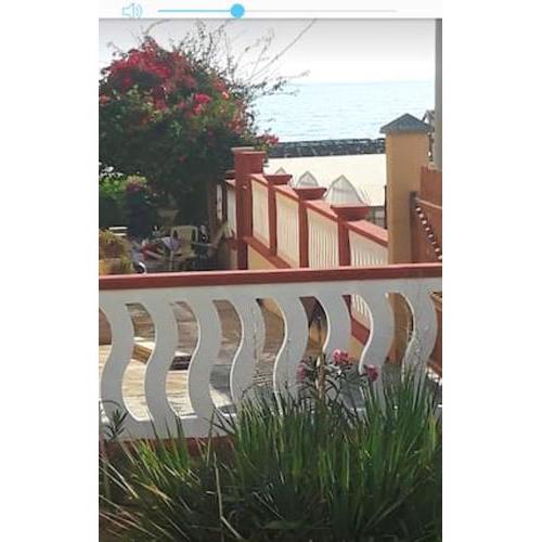 3 bedrooms appartement at Marina di Acate 80 m away from the beach with sea view and enclosed garden