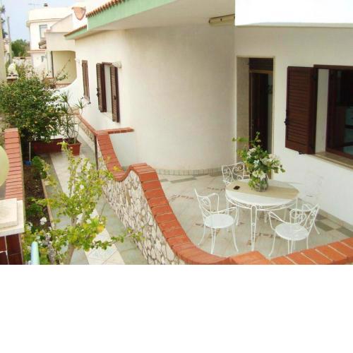 3 bedrooms appartement at Mazara del Vallo 100 m away from the beach with enclosed garden and wifi