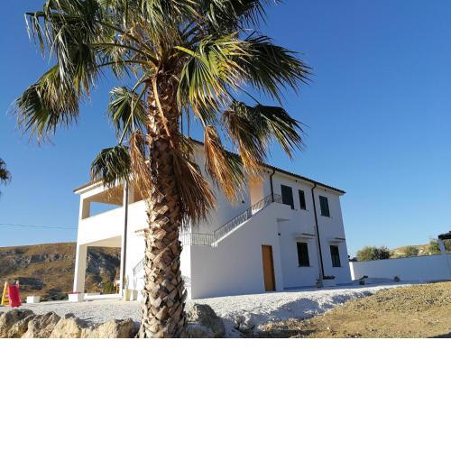 3 bedrooms appartement with sea view and furnished garden at Montallegro 2 km away from the beach