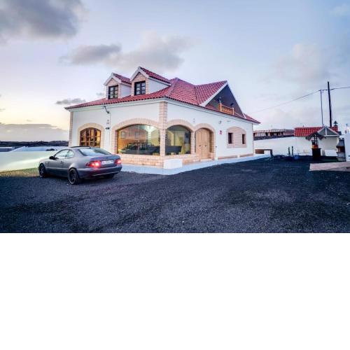 3 bedrooms house with sauna enclosed garden and wifi at La Oliva 4 km away from the beach