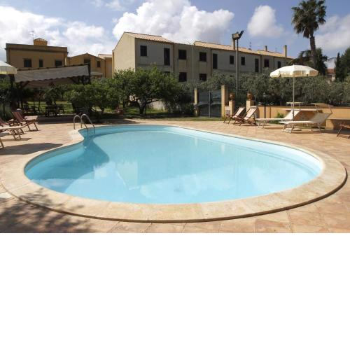 3 bedrooms house with shared pool and furnished terrace at Paceco 3 km away from the beach
