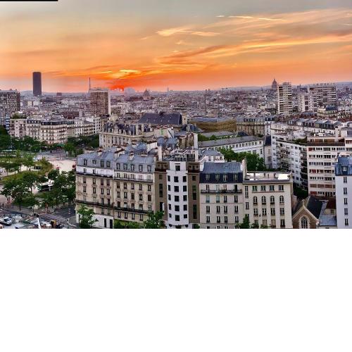 3 bedrooms in heart of paris with a unique view of all paris Free wifi