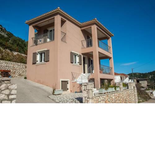 3 storey house,close to the sea -Efi's house