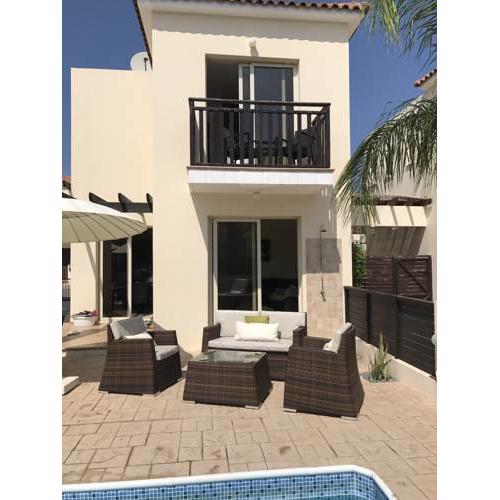 30 Menelaos Villa