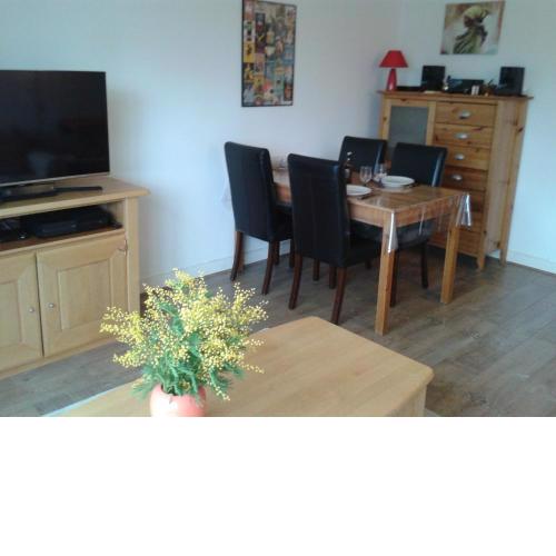 33 Villa Curial