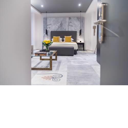 33SolonosSuites