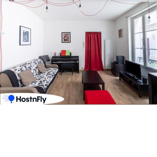 35m comfortable near Montmartre