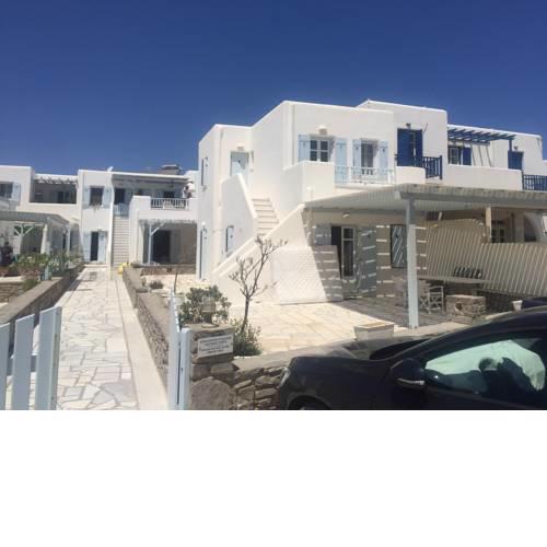 Κυκλαδίτικη μεζονέτα 3ΥΔ μπροστά στη θάλασσα