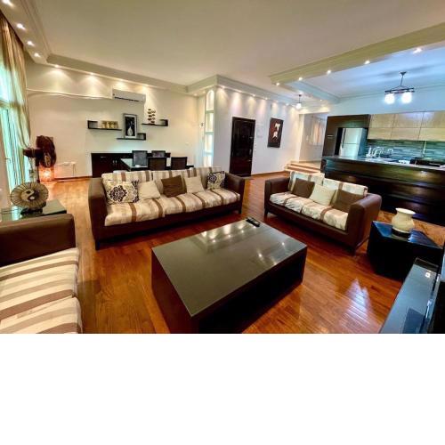 3Bedroom Apartment Garden View