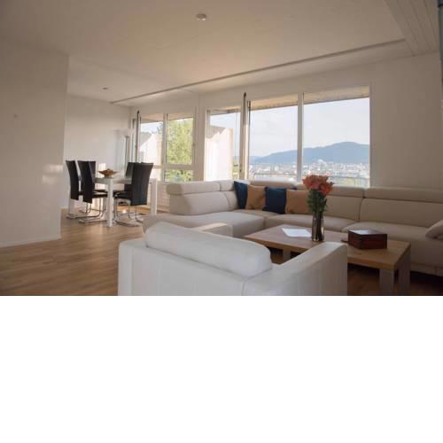 3BR-Apartment Zurich near ETH Hönggerberg& Parking