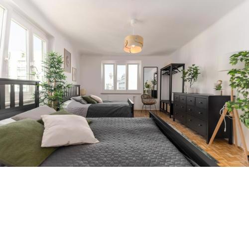 3BR I 5 Minutes to Main Station I Long Term Stay