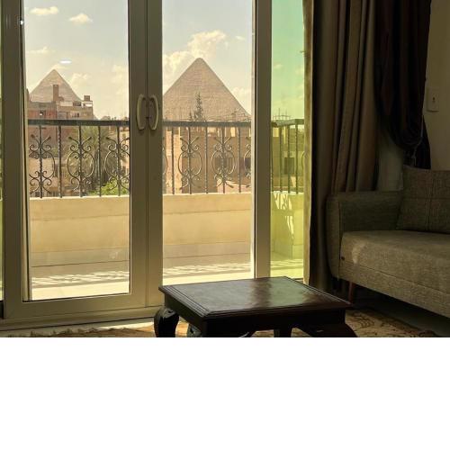 3Pyramids Fantastic View